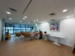 High Street Centre (D6), Office #612644491